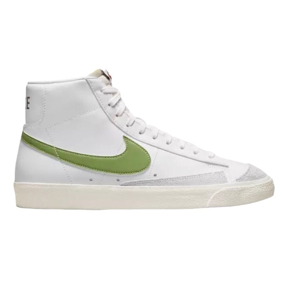 Nike Other - Nike Men’s Blazer Mid 77 Vintage Shoes Sneakers White Green Lace Up BQ6806